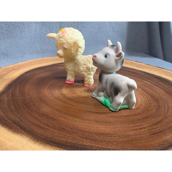 Vintage R Dakin & Co Lamb & Calf Figurines - Adorable Farm Animal Decor - Picture 2 of 10